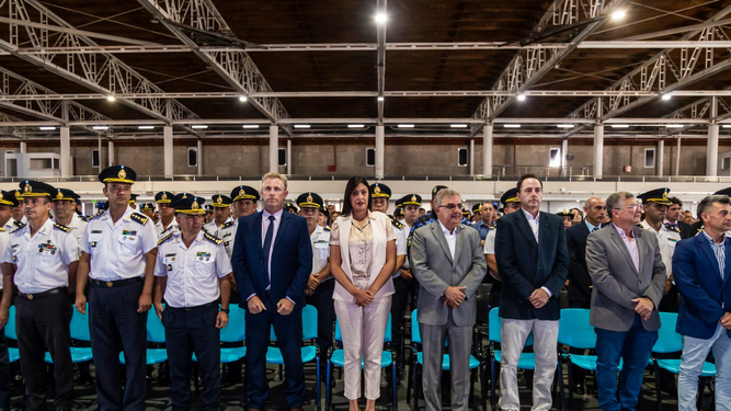 318 nuevos egresados de las Escuelas de Formación Policial y Penitenciaria 318 nuevos egresados de las Escuelas de Formación Policial y Penitenciaria