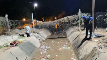 continua la limpieza del canal de riego en el valle central y capayan