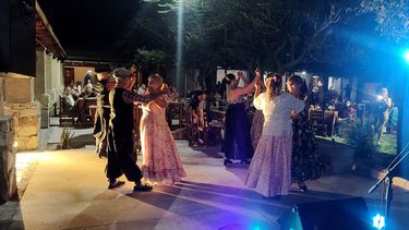 Hoy, feria y noche de peña en Casa de la Puna