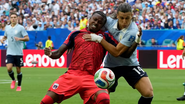 uruguay empato con cabo verde y complico su clasificacion a octavos