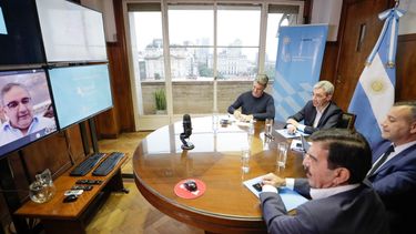 jalil dialogo con meoni para analizar el regreso del servicio de transporte de larga distancia