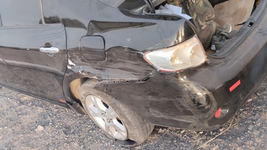 intento sobrepasar un vehiculo y termino impactando con otro de frente