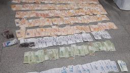 Detuvieron a dos hombres con cinco millones de pesos: uno era requerido por la Justicia de Salta