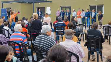 obras de agua, sum y viviendas sociales para los vecinos de tapso