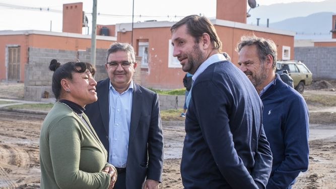 Raúl Jalil se reunió con funcionario nacional