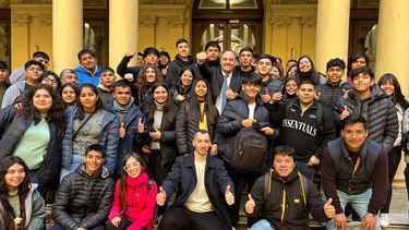 Galán se reunió con Adorni