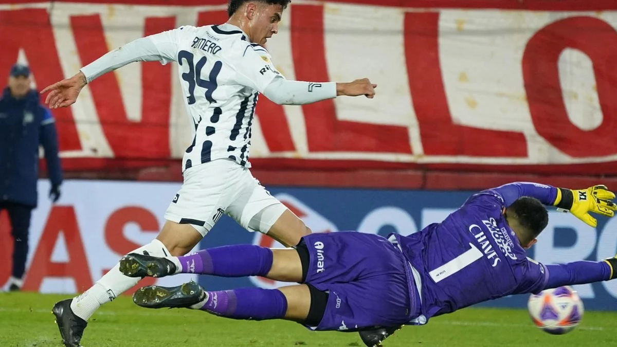 Talleres ganó y retraso el festejo de River