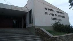 Motociclista chocó con una camioneta y terminó hospitalizada