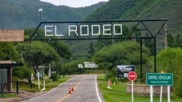 El Rodeo. Los hechos que ambos denuncian habrían sucedido en la villa veraniega.