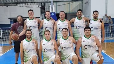 Triunfos de ASC Básquet e Hindú