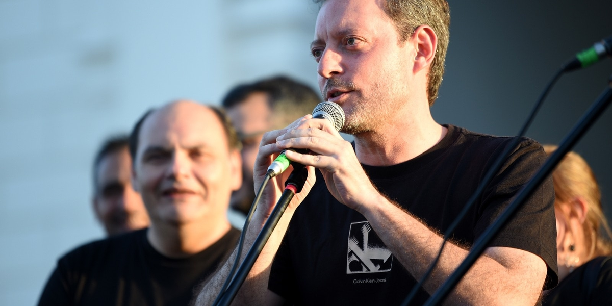 Ministro de Gobierno Alberto Natella. Ministro de Gobierno Alberto Natella.