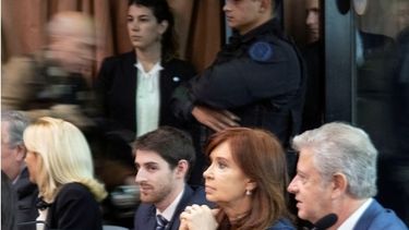 El juicio contra Cristina Kirchner se reanudará este lunes