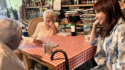 Cristina visitó a Pepe Mujica: Encuentro de dos viejos amigos en tono de despedida