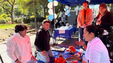 realizaron la iii expo enfermeria en la plaza 25 de mayo con actividades de prevencion y promocion de la salud