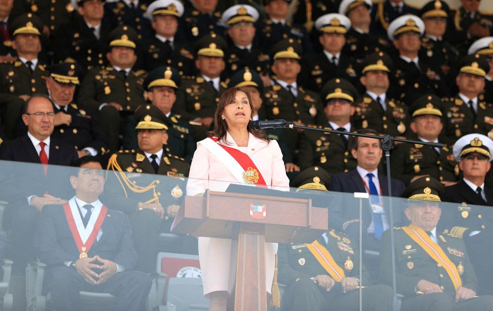 Complicada. la presidenta admitió que protegió hasta donde pudo al expresidente castillo.