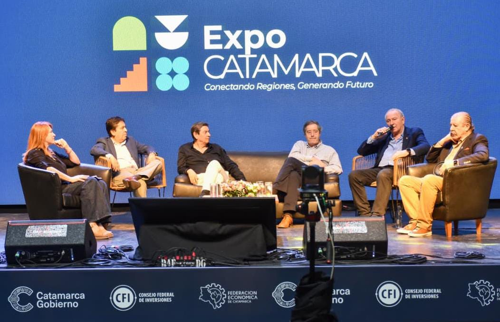 Autoridades de Catamarca y Atacama participaron del acto de cierre de la Expo.