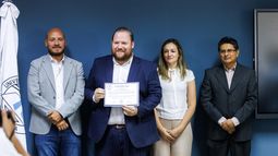 La Capital y la UNCA entregaron certificados del curso de Protección y Control Ambiental