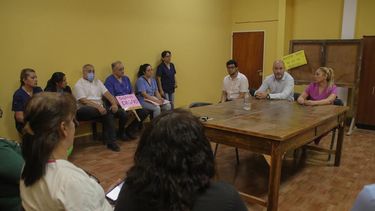 zampieri se reunio con trabajadores del hospital de tinogasta