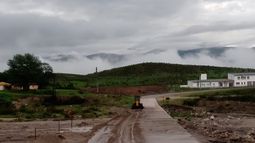 Vialidad trabaja en rutas afectadas por el aumento de caudales Vialidad trabaja en rutas afectadas por el aumento de caudales