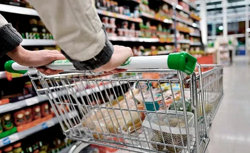 supermercado compras gastos.webp