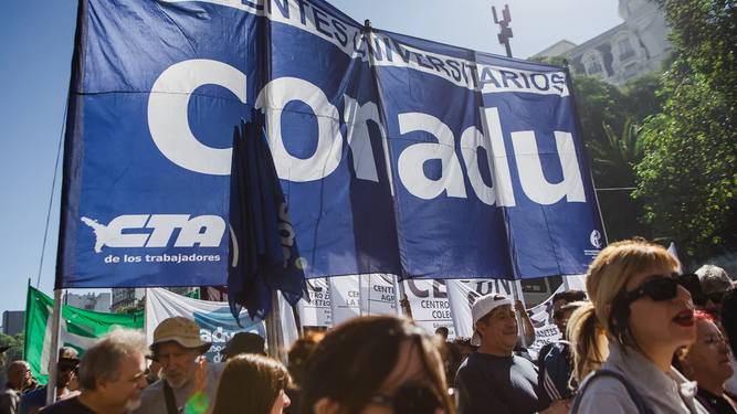 CONADU inicia un plan de lucha con protestas de 48 horas semanales