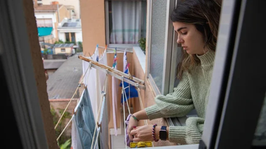 cuatro de cada diez jovenes viven con sus padres o abuelos porque no pueden acceder a una vivienda