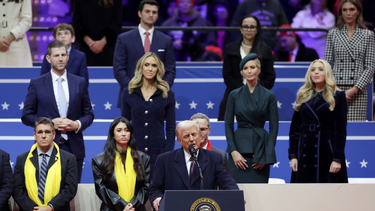 donald trump confirmo que indultara a asaltantes del capitolio y derogara 80 ordenes ejecutivas de joe biden