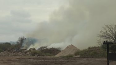 acusaciones cruzadas por un incendio en un predio municipal de piedra blanca