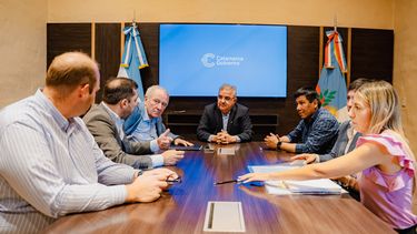 se oficializo el traspaso de la terminal de omnibus de fiambala al municipio
