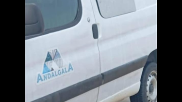detuvieron a un hombre tras intentar huir en una camioneta oficial en andalgala