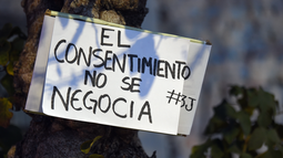 Adolescente de 15 años es investigado por ultrajar a una compañera de 13 Adolescente de 15 años es investigado por ultrajar a una compañera de 13