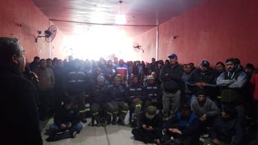 El SOEM anunció que continuará con el paro y la comuna pide la conciliación