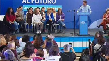 susana zenteno participo de un acto politico junto a axel kicillof