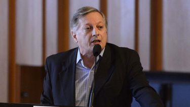 denuncian que aranguren utiliza los mismos metodos de desvio de fondos que de vido