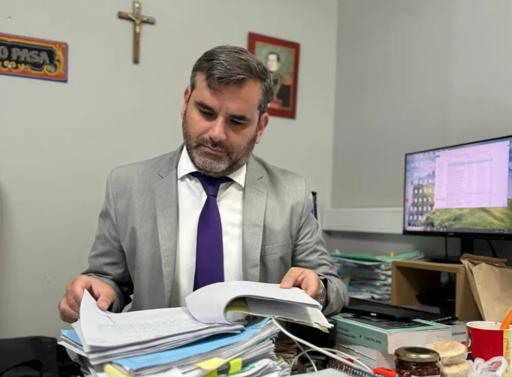 Felsztyna está investigando el presunto ultraje.
