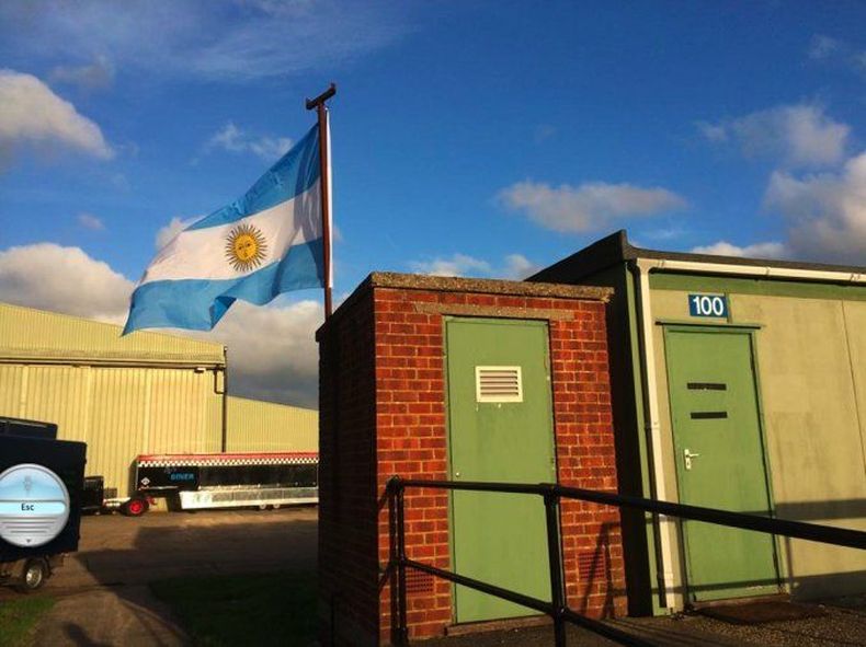 Por qué la bandera argentina ondeó en el siglo XIX en la capital de  California? - BBC News Mundo