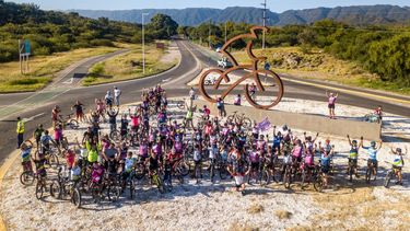 Mujeres de La Rioja y Catamarca recorrieron los caminos de Fray Mamerto Esquiú.&nbsp;