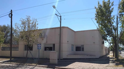 El centro de diálisis de Choele Choel atiende a unos 60 pacientes y enfrenta riesgo de cierre por la falta de médicos. El centro de diálisis de Choele Choel atiende a unos 60 pacientes y enfrenta riesgo de cierre por la falta de médicos.