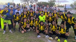 Peñarol de Medanitos y Club Fiel, con ventaja en las semis