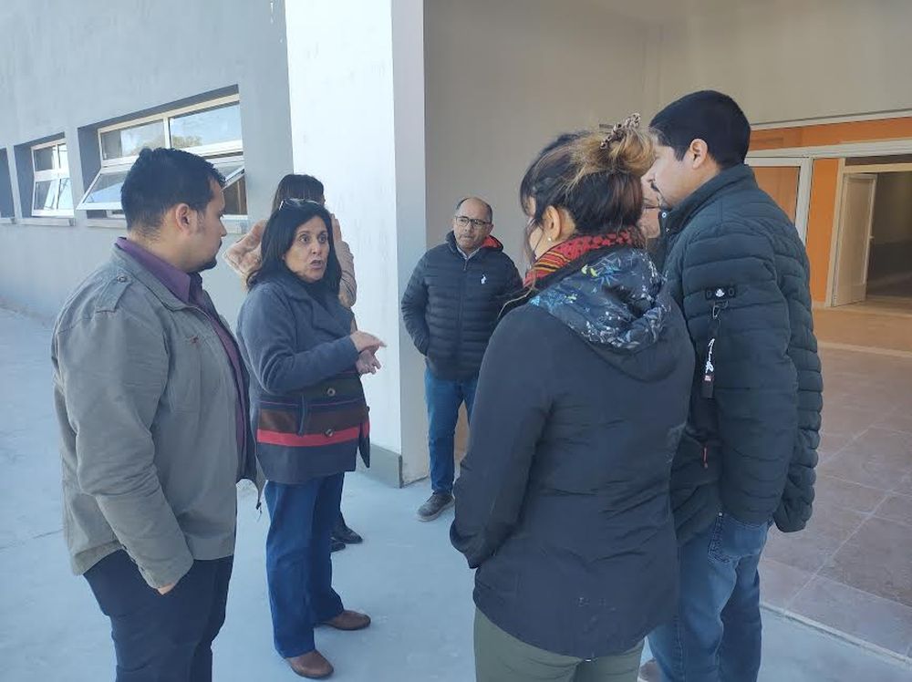 La ministra de Salud supervisó los avances de obra en Pomán y Saujil