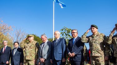 Cuestionan que la Provincia deba colaborar a la construcción de viviendas para el Ejercito.