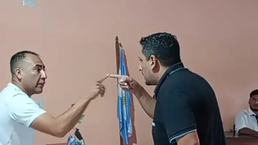 Enfrentados. Mercado y Rosales.&nbsp;