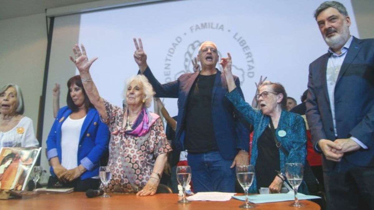 Abuelas De Plaza De Mayo Anunció La Restitución Del Nieto 132 6121