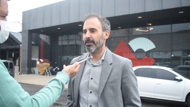 la justicia intimo a adhemar capital a que le pague a una ahorrista