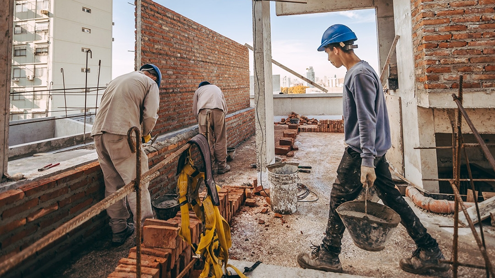 La construcción es el sector más gopeado en cuanto a la pérdida de empleo.