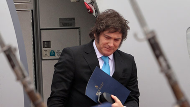 habilito la reforma laboral y milei inmediatamente lo premio con 5 anos mas en la camara del trabajo