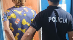Arrestaron a un hombre por un hecho de violencia familiar en el barrio Eva Perón Arrestaron a un hombre por un hecho de violencia familiar en el barrio Eva Perón