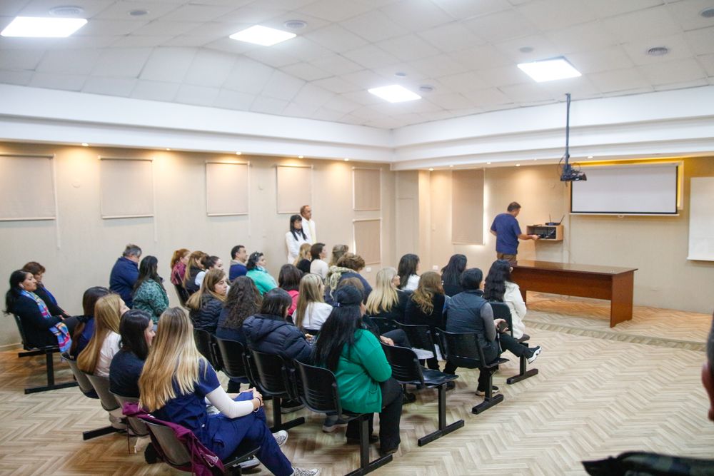 SALON AUDITO - HINEP-2.jpg