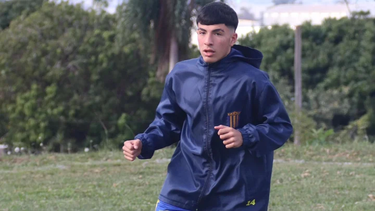 un jugador que firmo con velez aparecio ahogado en el rio parana