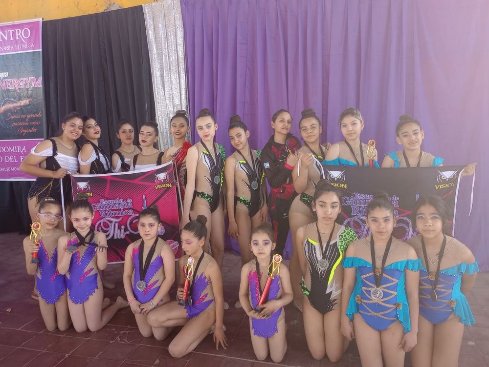 Podios de Thi Vale en Santiago